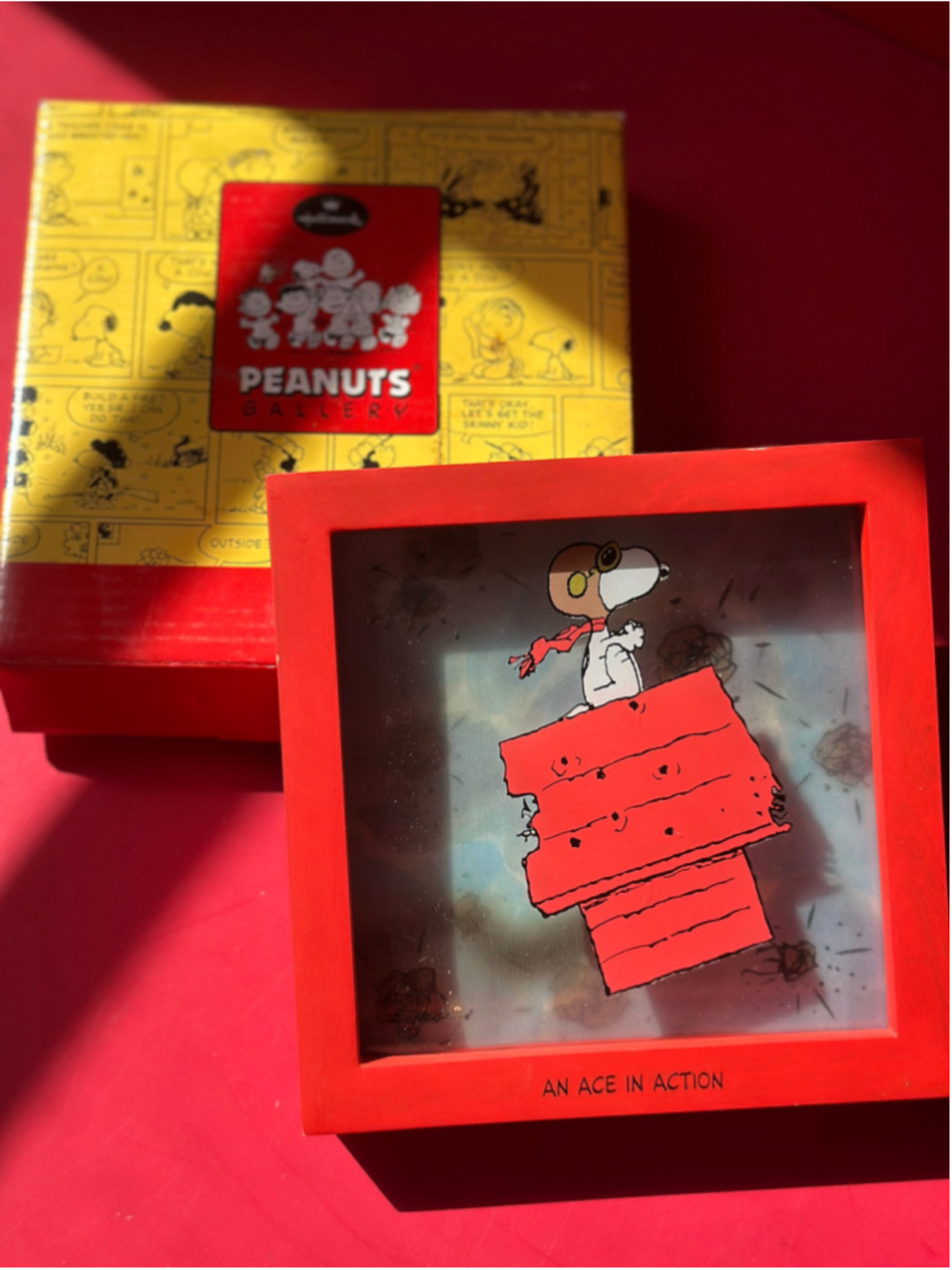 PEANUTS Snoopy An Ace in Action Hallmark Gallery - Shadow Box 2000 New in Box